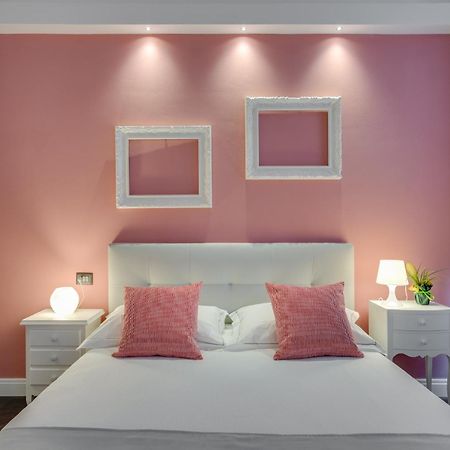 Cherubini Palace Thematic Apartment Florence Luaran gambar