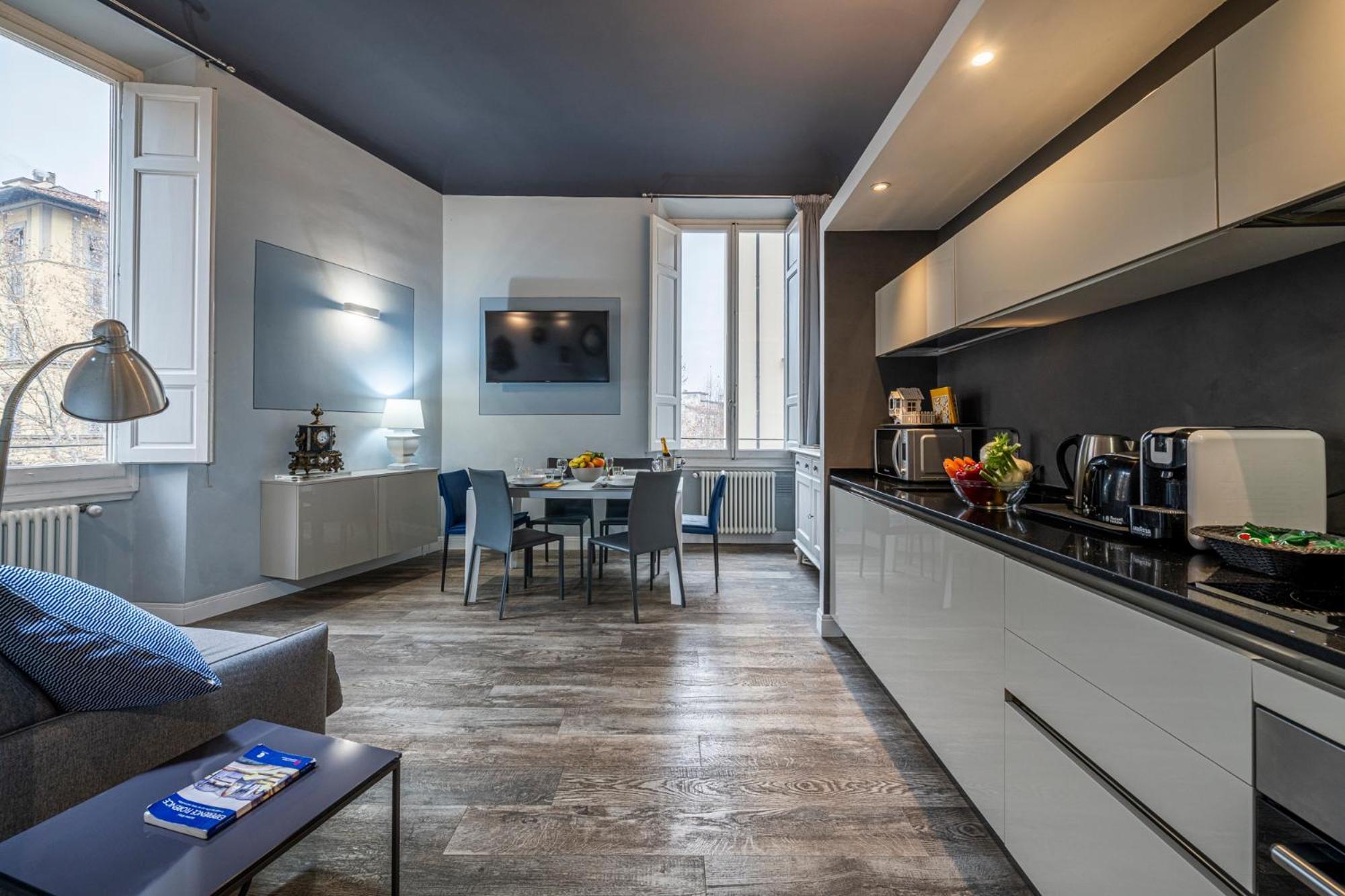 Cherubini Palace Thematic Apartment Florence Luaran gambar