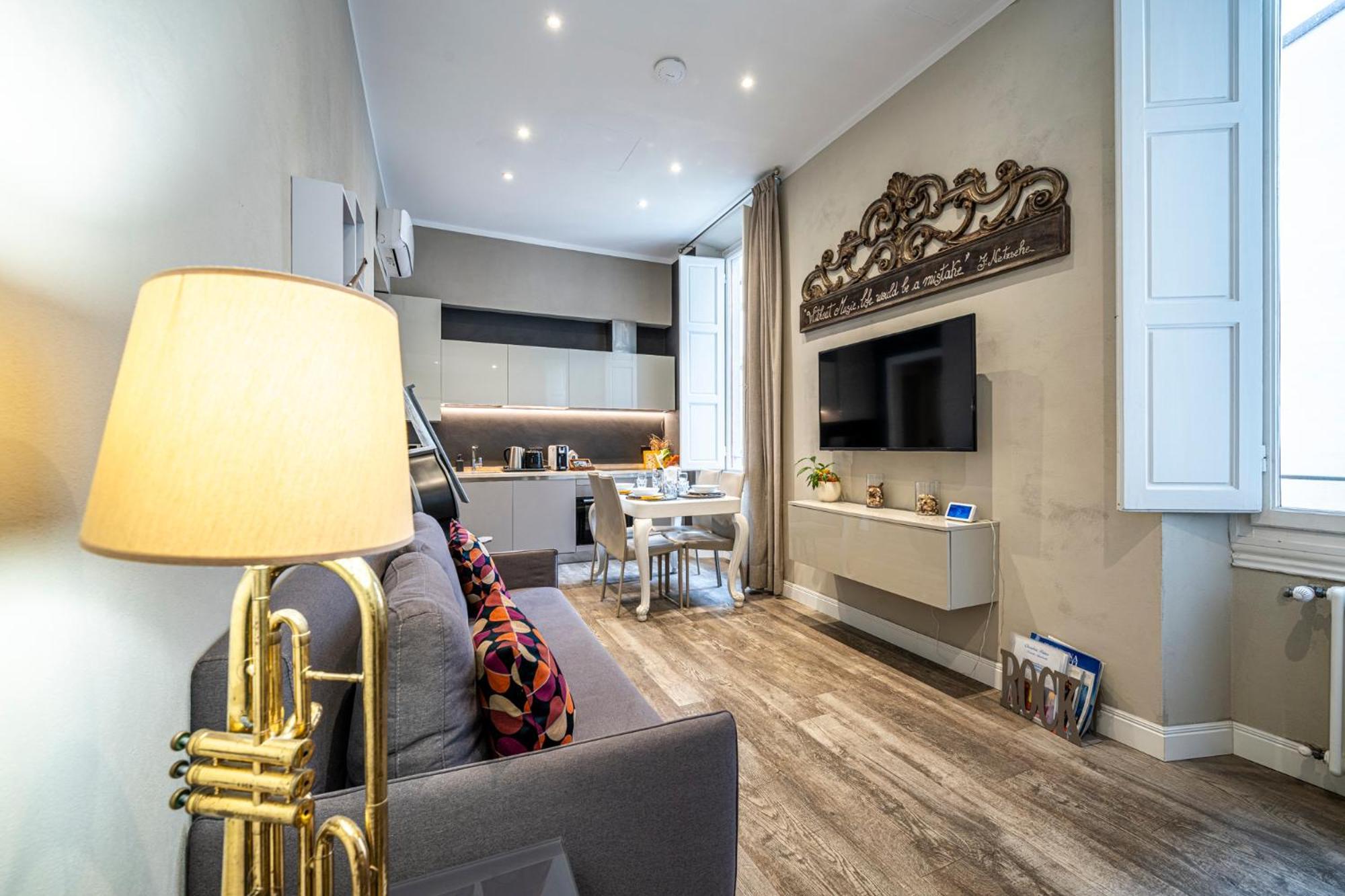 Cherubini Palace Thematic Apartment Florence Luaran gambar