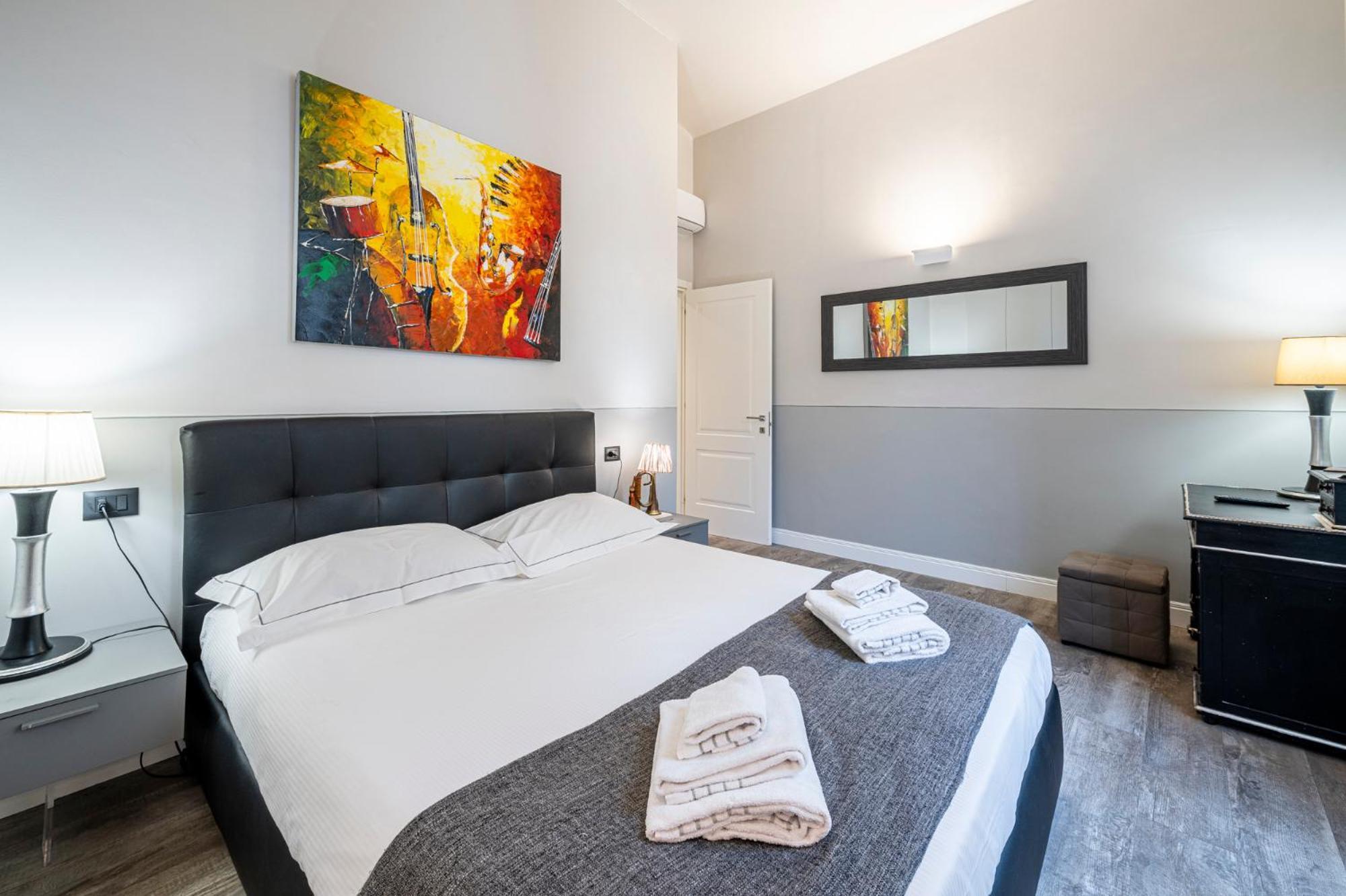 Cherubini Palace Thematic Apartment Florence Luaran gambar