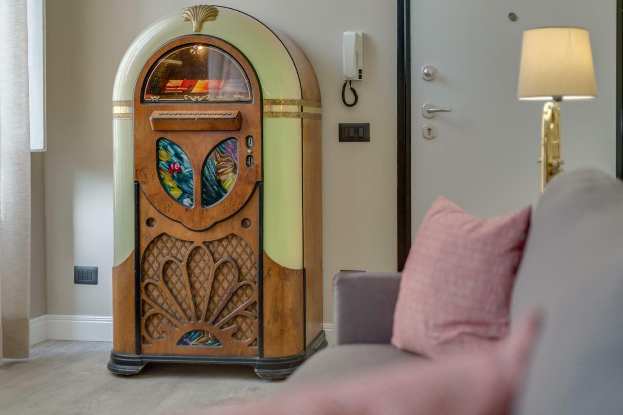 Cherubini Palace Thematic Apartment Florence Luaran gambar